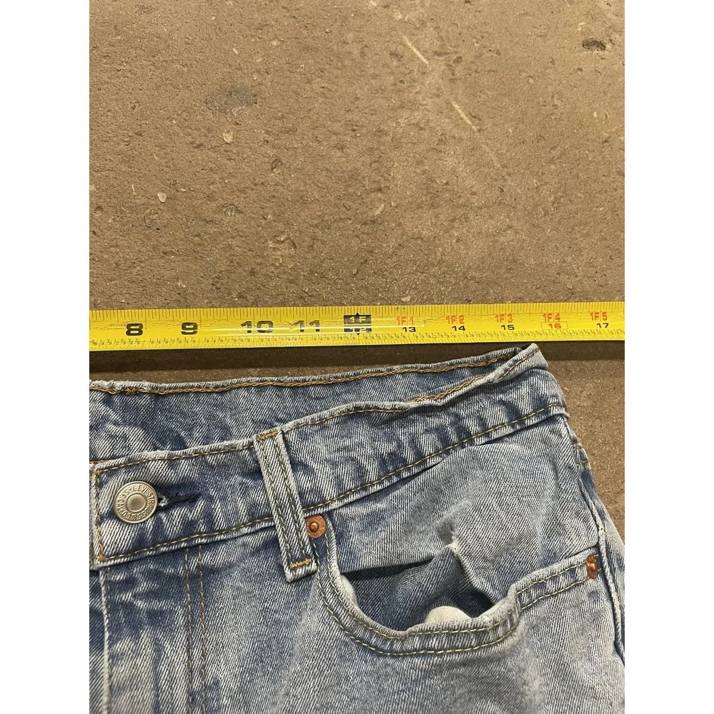 Levis 550 Jeans Mens 34x31 Light Wash Blue Relaxed Tapered Stretch Denim Zip Fly